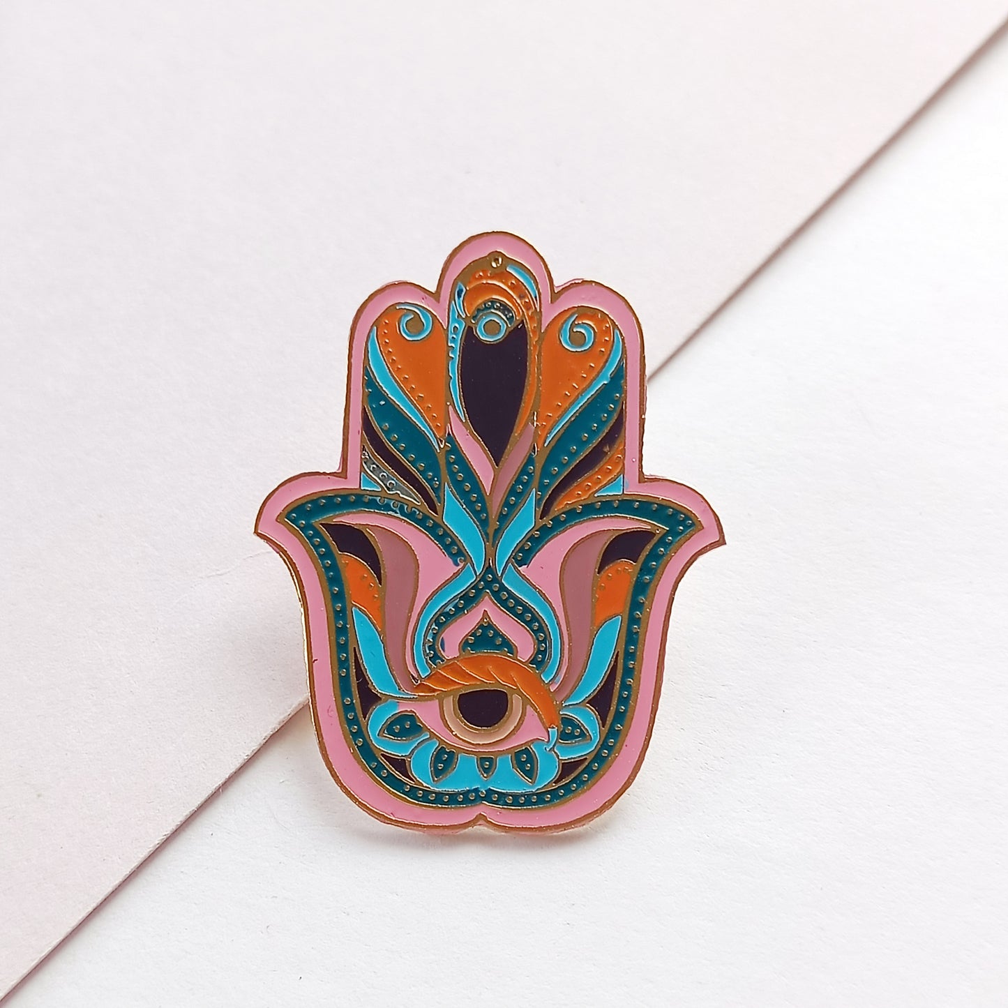 Hamsa pin