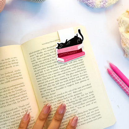Shelf Hog - Magnetic Bookmark