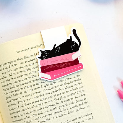 Shelf Hog - Magnetic Bookmark