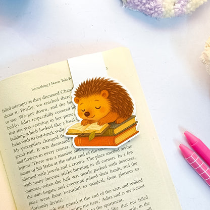 Pointy Little Reader - Magnetic Bookmark